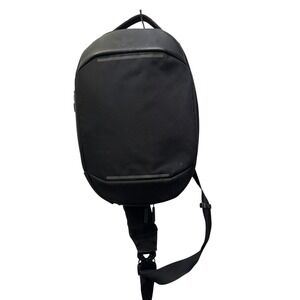 Nomatic Navigator Sling 6L Black Crossbody Bag RFID Safe‎ Water Resistant Travel
